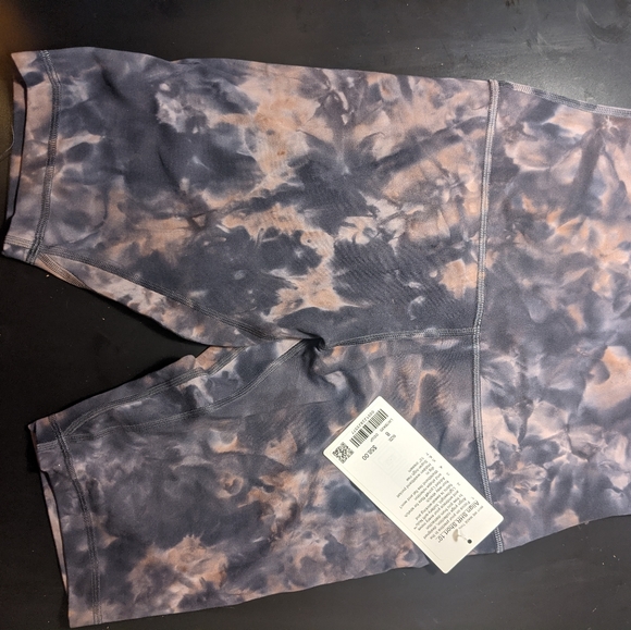 lululemon athletica Pants - Lululemon Align SHR 10" *tie dye